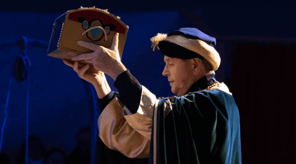 Un roi mage avec de l'or